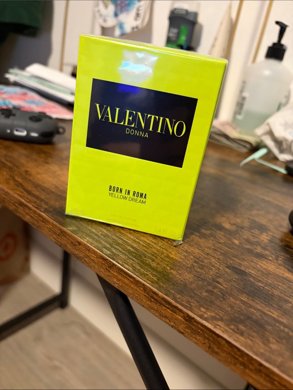 Valentino Bright Yellow Donna Fragrance Box